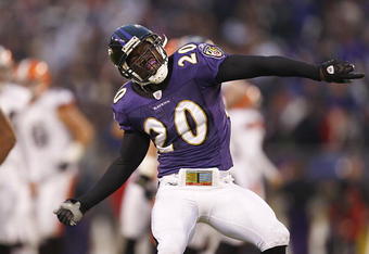 BALTIMORE - NOVEMBER 18:  Ed Reed #20 of the Baltimore Ravens reacts during the NFL game against the Cleveland Browns at the M&T Bank Stadium on November 18, 2007 in Baltimore, Maryland. (Photo by Jamie Squire/Getty Images)