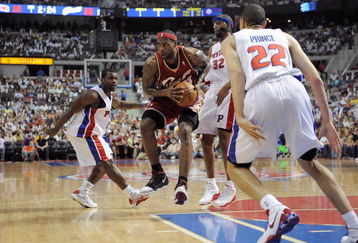 AUBURN HILLS, MI - APRIL 26:  LeBron James #23 of the Cleveland Cavaliers looks to pass against Will Bynum #12, Richard Hamilton #32 and Tayshaun Prince #22 of the Detroit Pistons in Game Four of the Eastern Conference Quarterfinals during the 2009 NBA Playoffs at the Palace of Auburn Hills on April 26, 2009 in Auburn Hills, Michigan.  The Cavaliers won 99-78.  NOTE TO USER: User expressly acknowledges and agrees that, by downloading and or using this photograph, User is consenting to the terms and conditions of the Getty Images License Agreement.  (Photo by Gregory Shamus/Getty Images)