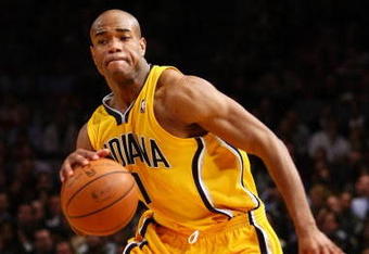 NEW YORK - FEBRUARY 23:  Jarrett Jack #1 of the Indiana Pacers drives the ball up court during the game against the New York Knicks at Madison Square Garden February 23, 2009 in New York City.  The Knicks won 123-119.  NOTE TO USER: User expressly acknowledges and agrees that, by downloading and/or using this Photograph, User is consenting to the terms and conditions of the Getty Images License Agreement.  (Photo by Chris McGrath/Getty Images)