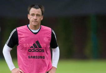 COBHAM, ENGLAND - MAY 27:  John Terry in training during the Chelsea Football Club Training Session held at their Cobham Training Ground on May 27, 2009 in Cobham, England.  (Photo by Christopher Lee/Getty Images)