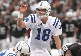 OAKLAND, CA - DECEMBER 16:  Peyton Manning #18 of the Indianapolis Colts calls an audible against the Oakland Raiders on December 16, 2007 at McAfee Coliseum in Oakland, California. The Colts won 21-14.  (Photo by Stephen Dunn/Getty Images)