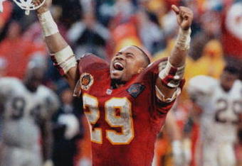 20 Nov 1994: KANSAS CITY CHIEFS RUNNING BACK GREG HILL CELEBRATES FOLLOWING DERRICK THOMAS'' SACK OF CLEVELAND QUARTERBACK MARK RYPIEN IN THE WANING MOMENTS OF THE CHIEFS'' 20-13 VICTORY OVER THE BROWNS AT ARROWHEAD STADIUM IN KANSAS CITY, MISSOURI.