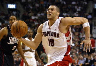 TORONTO - OCTOBER 31:  Anthony Parker #18 of the Toronto Raptors drives to the basket against the Philadelphia 76ers during a game at the Air Canada Centre on October 31, 2007 in Toronto, Ontario, Canada.  The Raptors won 106-97.  NOTE TO USER: User expressly acknowledges and agrees that, by downloading and/or using this Photograph, user is consenting to the terms and conditions of the Getty Images License Agreement. (Photo by Dave Sandford/Getty Images)
