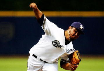 MILWAUKEE - JULY 1:   Yovani Gallardo #49 of the Milwaukee Brewers pitches against the New York Mets during the game at Miller Park on July 1, 2009 in Milwaukee, Wisconsin.  (Photo by Jonathan Daniel/Getty Images)