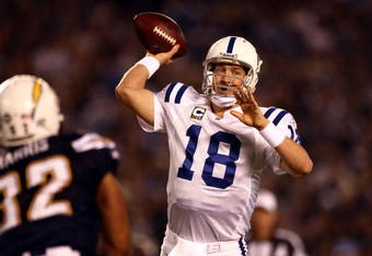 SAN DIEGO, CA - NOVEMBER 23:   Quarterback Peyton Manning #18 of the Indianapolis Colts in action against the San Diego Chargers during their NFL Game at Qualcomm Stadium on November 23, 2008 in San Diego, California. (Photo by Donald Miralle/Getty Images)