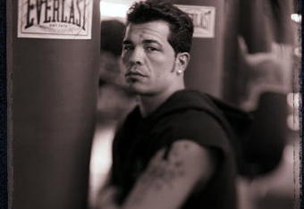 JERSEY CITY, NJ - AUGUST 9:  Boxer Arturo Gatti poses during a photo shoot at the World Boxing and Fitness Center in Jersey City, New Jersey on August 9, 2006.  (Photo by Al Bello/Getty Images)