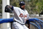 DUNEDIN, FL - FEBRUARY 27 :  Pitcher Dontrelle Willis of the Detroit Tigers pitches in relief against the Toronto Blue Jays February 27, 2009 at Dunedin Stadium in Dunedin, Florida.  (Photo by Al Messerschmidt/Getty Images)