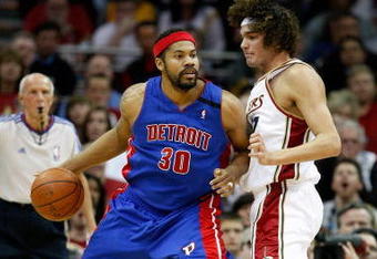 CLEVELAND - APRIL 21:  Rasheed Wallace #30 of the Detroit Pistons goes up against Anderson Varejao #17 of the Cleveland Cavaliers in Game Two of the Eastern Conference Quarterfinals during the 2009 NBA Playoffs at Quicken Loans Arena on April 21, 2009 in Cleveland, Ohio.  The Cavaliers won 94-82.  NOTE TO USER: User expressly acknowledges and agrees that, by downloading and or using this photograph, User is consenting to the terms and conditions of the Getty Images License Agreement.  (Photo by Gregory Shamus/Getty Images)