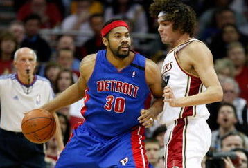 CLEVELAND - APRIL 21:  Rasheed Wallace #30 of the Detroit Pistons goes up against Anderson Varejao #17 of the Cleveland Cavaliers in Game Two of the Eastern Conference Quarterfinals during the 2009 NBA Playoffs at Quicken Loans Arena on April 21, 2009 in Cleveland, Ohio.  The Cavaliers won 94-82.  NOTE TO USER: User expressly acknowledges and agrees that, by downloading and or using this photograph, User is consenting to the terms and conditions of the Getty Images License Agreement.  (Photo by Gregory Shamus/Getty Images)