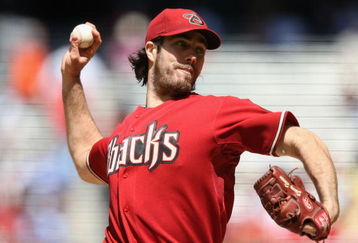 PHOENIX - APRIL 12:  Starting pitcher Dan Haren #15 of the Arizona Diamondbacks pitches against the Los Angeles Dodgers during the game at Chase Field on April 12, 2009 in Phoenix, Arizona.  (Photo by Christian Petersen/Getty Images)