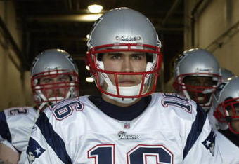 ORCHARD PARK, NY - DECEMBER 28:  Matt Cassel #16 of the New England Patriots waits to walk on the field before the game against the Buffalo Bills on December 28, 2008 at Ralph Wilson Stadium in Orchard Park, New York. (Photo by Rick Stewart/Getty Images)