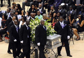 HATTIESBURG, MS - JULY 11:   Pall bearers depart the funeral service for former NFL quarterback Steve McNair on July 11, 2009 in Hattiesburg, Mississippi.  (Photo by George Clark - Hattiesburg American POOL/Getty Images)