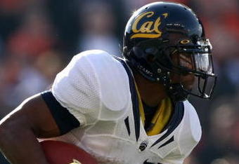 CORVALLIS, OR - NOVEMBER 15:  Jahvid Best #4 of the California Golden Bears runs the ball the Oregon State Beavers at Reser Stadium on November 15, 2008 in Corvalis, Oregon.  (Photo by Jonathan Ferrey/Getty Images)