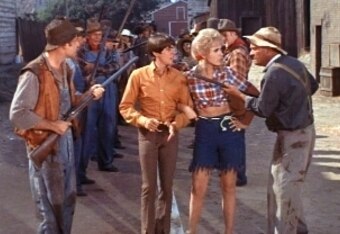 Feud_crop_340x234