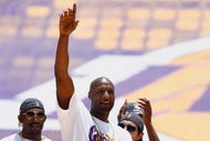 LOS ANGELES, CA - JUNE 17:  Lamar Odom of the Los Angeles Lakers waves to the crowd during the 2009 NBA Championship Victory Parade at the Los Angeles Memorial Coliseum on June 17, 2009 in Los Angeles, California.  (Photo by Jeff Gross/Getty Images)
