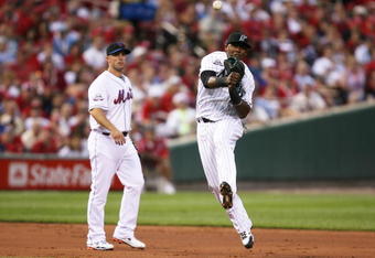 ST LOUIS, MO - JULY 14:  National League All-Star Hanley Ramirez of the Florida Marlins throws to first as teammate David Wright of the New York Mets looks on during the 2009 MLB All-Star Game at Busch Stadium on July 14, 2009 in St Louis, Missouri.  (Photo by Dilip Vishwanat/Getty Images)