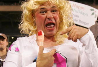 CHARLOTTE, NC - DECEMBER 22:  Fan Mark Middlesworth jokes about Tony Romo's girlfriend Jessica Simpson during the Dallas Cowboys versus Carolina Panthers game at Bank of America Stadium on December 22, 2007 in Charlotte, North Carolina.  (Photo by Streeter Lecka/Getty Images)  