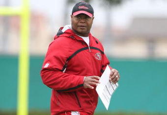 SANTA CLARA, CA - MAY 01:  Head coach Mike Singletary of the San Francisco 49ers looks on during the 49ers Minicamp at their training facilities on May 1, 2009 in Santa Clara, California.  (Photo by Jed Jacobsohn/Getty Images)