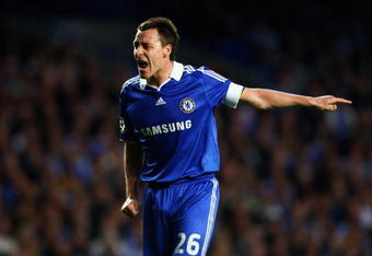 LONDON, ENGLAND - MAY 06:  John Terry of Chelsea screams instructions during the UEFA Champions League Semi Final Second Leg match between Chelsea and Barcelona at Stamford Bridge on May 6, 2009 in London, England.  (Photo by Jamie McDonald/Getty Images)