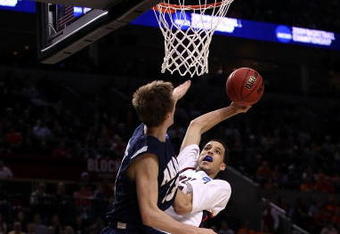PORTLAND, OR - MARCH 19:  Austin Daye #5 of the Gonzaga Bulldogs goes up for a dunk against Nate Linhart #33 of the Akron Zips in the second half during the first round of the NCAA Division I Men's Basketball Tournament at the Rose Garden on March 19, 2009 in Portland, Oregon.  (Photo by Jonathan Ferrey/Getty Images)
