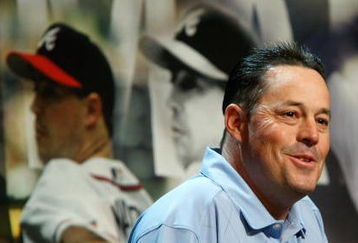 LAS VEGAS - DECEMBER 08:  Four-time Cy Young Award winning pitcher Greg Maddux announces his retirement from Major League Baseball during a news conference at the league's Winter Meetings at the Bellagio December 8, 2008 in Las Vegas, Nevada.  (Photo by Ethan Miller/Getty Images)