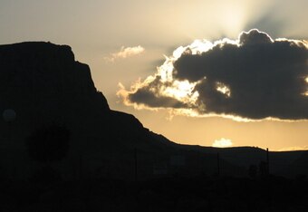 Israel-light-and-shadow_crop_340x234