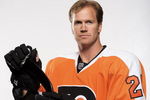 PHILADELPHIA - JULY 06: (EDITORS NOTE: THIS IMAGE HAS BEEN DIGITALLY ALTERED) Chris Pronger #20 of the Philadelphia Flyers poses for a portrait after his first press conference as a Philadelphia Flyer at Flyer's Skate Zone on July 6, 2009 in Philadelphia, Pennsylvania.  (Photo by Nick Laham/Getty Images)