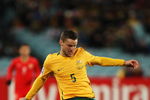 SYDNEY, AUSTRALIA - JUNE 10:  Jason Culina of the Socceroos passes the ball during the 2010 FIFA World Cup Asian qualifying match between the Australian Socceroos and Bahrain at ANZ Stadium on June 10, 2009 in Sydney, Australia.  (Photo by Mark Kolbe/Getty Images)