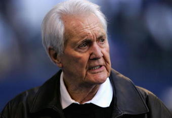IRVING, TX - JANUARY 13:  Pat Summerall walks the sidelines during warm ups to the NFC Divisional Playoff game between  the Dallas Cowboys and the New York Giants at Texas Stadium on January 13, 2008 in Irving, Texas.  The Giants defeated the Cowboys 21-17.  (Photo by Ronald Martinez/Getty Images)