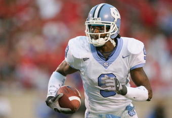 LOUISVILLE,KY - OCTOBER 8: Jesse Holley #9 of the North Carolina Tar Heels carries the ball during the game against the Louisville Cardinals at Papa John's Stadium on October 8, 2005 in Louisville, Kentucky.  The Cardinals won 69-14.  (Photo by Andy Lyons/Getty Images) 