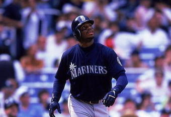 30 Aug 1998:  Ken Griffey Jr. #24 of the Seattle Mariners watches the ball after hitting his 47th home run during the game against the New York Yankees at the Yankee Stadium in the Bronx, New York. The Yankees defeated the Mariners 11-6. Mandatory Credit: Ezra O. Shaw  /Allsport