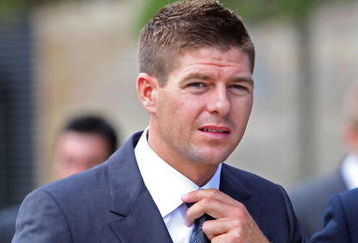 LIVERPOOL, ENGLAND - JULY 20:  Liverpool FC captain Steven Gerrard returns to Liverpool Crown Court, after a break in proceedings, where he is appearing on charges of affray on July 20, 2009, Liverpool, England. The Liverpool and England star is appearing at Liverpool Crown Court after a brawl in Southport's Lounge Inn on 29 December 2008.  (Photo by Christopher Furlong/Getty Images)