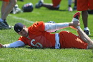 LAKE FOREST, IL - MAY 20: Jay Cutler #6 of the Chicago Bears participates during an organized team activity (OTA) practice on May 20, 2009 at Halas Hall in Lake Forest, Illinois. (Photo by Jonathan Daniel/Getty Images)