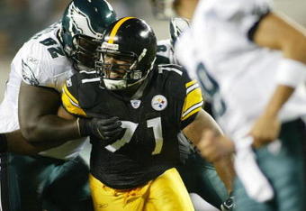 PHILADELPHIA - AUGUST 25:  Defensive end Orien Harris #71 of the Pittsburgh Steelers rushes during a preseason game against the Philadelphia Eagles on August 25, 2006 at Lincoln Financial Field in Philadelphia, Pennsylvania. The Eagles defeated the Steelers 16-7.  (Photo by Len Redkoles/Getty Images) 