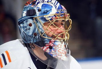 UNIONDALE, NY - DECEMBER 26:  Goalie RIck DiPietro #39 of the New York Islanders watches the action during the game against the Toronto Maple Leafs on December 26, 2008 at the Nassau Coliseum in Uniondale, New York.  (Photo by Bruce Bennett/Getty Images)