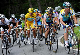 COL DU PETIT-SAINT-BERNARD, ITALY - JULY 21:  Race leader Alberto Contador (C) of Spain and team Astana climbs in the yellow jersey with his teammate and runner up in the overall standings Lance Armstrong (2nd R) of USA up the Col du Petit-Saint-Bernard during stage 16 of the 2009 Tour de France from Martigny to Bourg-Saint-Maurice on July 21, 2009 on Col du Petit-Saint-Bernard, Italy.  (Photo by Jasper Juinen/Getty Images)