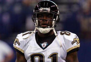INDIANAPOLIS - SEPTEMBER 21: Wide receiver Mike Walker #81 of the Jacksonville Jaguars before a game against the Indianapolis Colts on September 21, 2008 at Lucas Oil Stadium in Indianapolis, Indiana.  (Photo by Ronald Martinez/Getty Images)