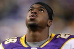 MINNEAPOLIS - NOVEMBER 09:  Running back Adrian Peterson #28 of the Minnesota Vikings during warmups before the game with the Green Bay Packers on November 9, 2008 at the Metrodome in Mineapolis, Minnesota.  (Photo by Stephen Dunn/Getty Images)