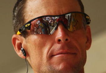 MARTIGNY, SWITZERLAND - JULY 21:  Lance Armstrong of the USA and Astana arrives at the start of stage 16 of the 2009 Tour de France from Martigny to Bourg-Saint-Maurice on July 21, 2009 in Martigny, Switzerland.  (Photo by Bryn Lennon/Getty Images)