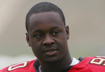 LOS ANGELES, CA - MAY 19: Defensive end, Gaines Adams #90 of the Tampa Bay Buccaneers at the 2007 NFL Players Rookie Premiere on May 19, 2007 at the Los Angeles Memorial Coliseum in Los Angeles, California. (Photo by Nick Laham/Getty Images) 