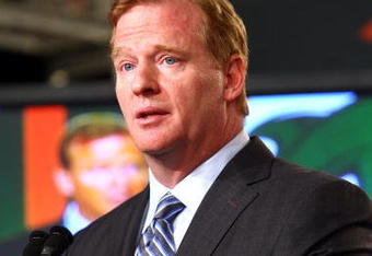 NEW YORK - JULY 21:  NFL Commissioner Roger Goodell attends the NFL, ESPN/ESPN Deportes and the Miami Dolphins press conference at the Time Warner Center on July 21, 2009 in New York City.  (Photo by Andrew H. Walker/Getty Images)