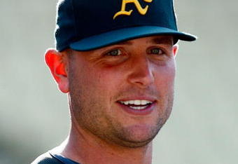 LOS ANGELES, CA - JUNE 16:  Matt Holliday #5 of the Oakland Athletics takes batting practice prior to the game against the Los Angeles Dodgers at Dodger Stadium on June 16, 2009 in Los Angeles, California.  (Photo by Jeff Gross/Getty Images)
