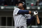 CHICAGO - APRIL 29:  Wladimir Balentien #25 of the Seattle Mariners bats against the Chicago White Sox during the game on April 29, 2009 at U.S. Cellular Field in Chicago, Illinois. (Photo by Jonathan Daniel/Getty Images) 