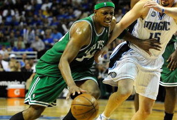 ORLANDO, FL - MAY 14:  Paul Pierce #34 of the Boston Celtics drives past Hedo Turkoglu #15 of the Orlando Magic in Game Six of the Eastern Conference Semifinals during the 2009 NBA Playoffs at Amway Arena on May 14, 2009 in Orlando, Florida.  NOTE TO USER: User expressly acknowledges and agrees that, by downloading and/or using this Photograph, user is consenting to the terms and conditions of the Getty Images License Agreement.  (Photo by Sam Greenwood/Getty Images)