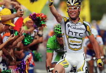 AUBENAS, FRANCE - JULY 24:  Mark Cavendish of Great Britain and team Columbia-HTC celebrates his win during stage 19 of the 2009 Tour de France from Bourgoin-Jallieu to Aubenas on July 24, 2009 in Aubenas, France.  (Photo by Bryn Lennon/Getty Images)