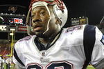 TAMPA, FL - AUGUST 17: Linebacker Shawn Crable #98 of the New England Patriots leaves the field ater play against the Tampa Bay Buccaneers at Raymond James Stadium on August 17, 2008 in Tampa, Florida.   (Photo by Al Messerschmidt/Getty Images) 
