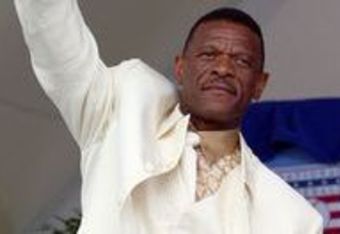 Mlb_g_henderson02_200_crop_340x234