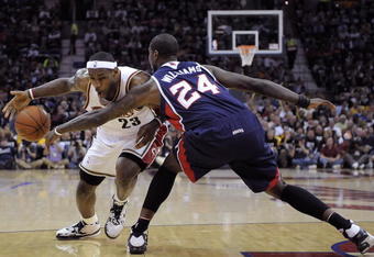 CLEVELAND - MAY 05: Marvin Williams #24 of the Atlanta Hawks steals the ball from LeBron James #23 of the Cleveland Cavaliers in Game One of the Eastern Conference Semifinals during the 2009 NBA Playoffs at Quicken Loans Arena on May 5, 2009 in Cleveland, Ohio.  NOTE TO USER: User expressly acknowledges and agrees that, by downloading and or using this photograph, User is consenting to the terms and conditions of the Getty Images License Agreement.  (Photo by Gregory Shamus/Getty Images)