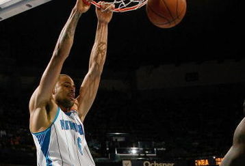 NEW ORLEANS - DECEMBER 30:  Tyson Chandler #6 of the New Orleans Hornets dunks the ball against the Washington Wizards on December 30, 2008 at the New Orleans Arena in New Orleans, Louisiana.  NOTE TO USER: User expressly acknowledges and agrees that, by downloading and/or using this Photograph, user is consenting to the terms and conditions of the Getty Images License Agreement.  The Hornets defeated the Wizards 97-85.  (Photo by Chris Graythen/Getty Images)