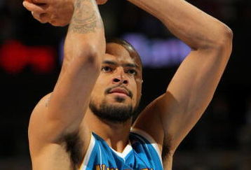 DENVER - APRIL 22:  Tyson Chandler #6 of the New Orleans Hornets takes a free throw against the Denver Nuggets in Game Two of the Western Conference Quarterfinals during the 2009 NBA Playoffs at Pepsi Center on April 22, 2009 in Denver, Colorado. The Nuggets defeated the Hornets 108-93. NOTE TO USER: User expressly acknowledges and agrees that, by downloading and or using this photograph, User is consenting to the terms and conditions of the Getty Images License Agreement.  (Photo by Doug Pensinger/Getty Images)